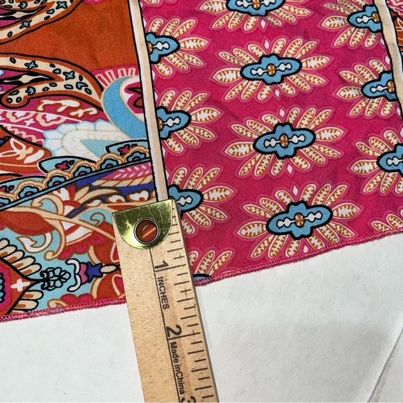 ePretty Pink Paisley Print V Neck Tie Back Dress Size Medium - Picture 12 of 15